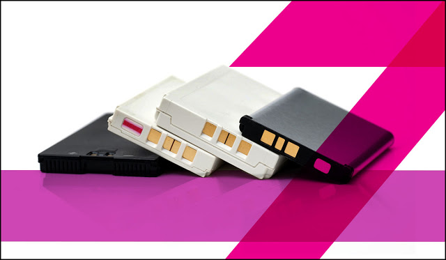 Removable vs non-removable battery Phone damage contact